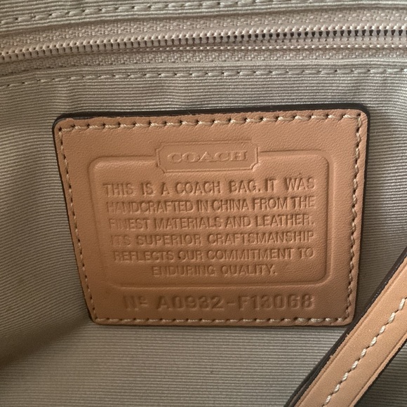 Coach purse! - Picture 3 of 9